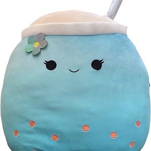 NWT, Squishmallow “Jakarria”